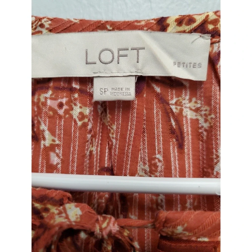 LOFT Women's‎ LS Floral Rust/Burnt orange tie neck top shirt Small Petite Ruffle